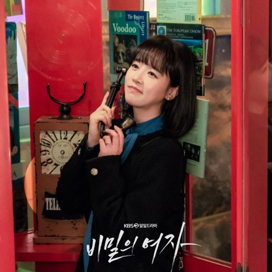 Woman in a Veil still 7