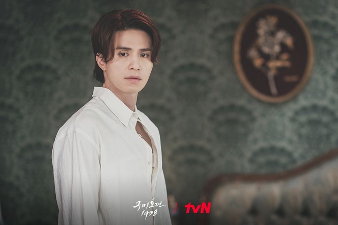 Lee Dong Wook in Tale of the Nine-Tailed 1938 Episode 12