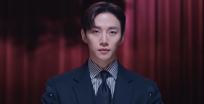 Lee Jun Ho in King of the Land on Netflix 2