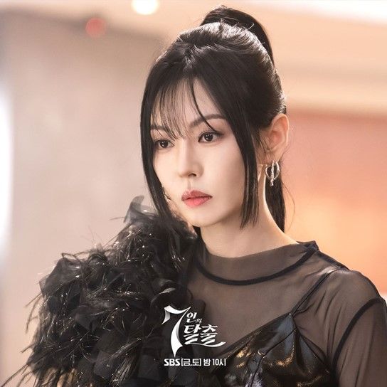 The Escape of the Seven Episode 9