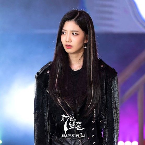 The Escape of the Seven Episode 13