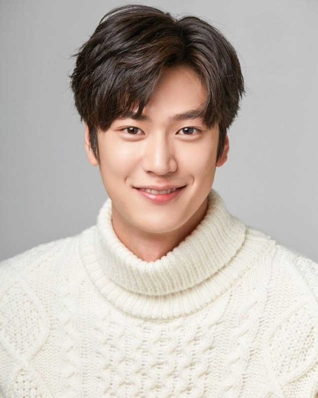 Na In Woo leaves Cube Entertainment