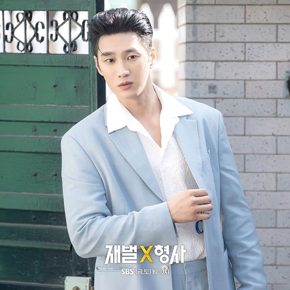 Ahn Bo Hyun in Flex X Cop Episode 6