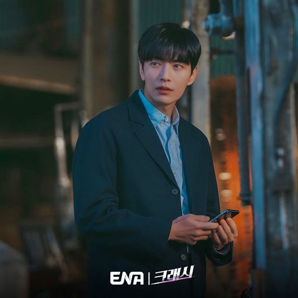 Crash, Episode 9 - Lee Min Ki