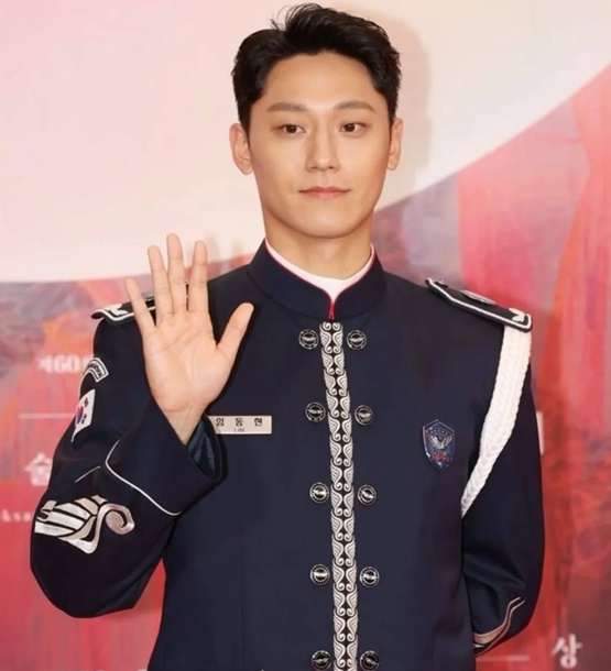 lee do hyun in air force uniform