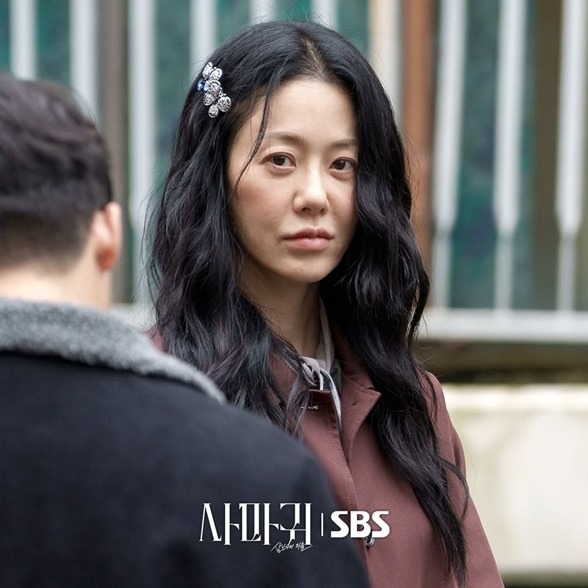 Queen Mantis Episode 8